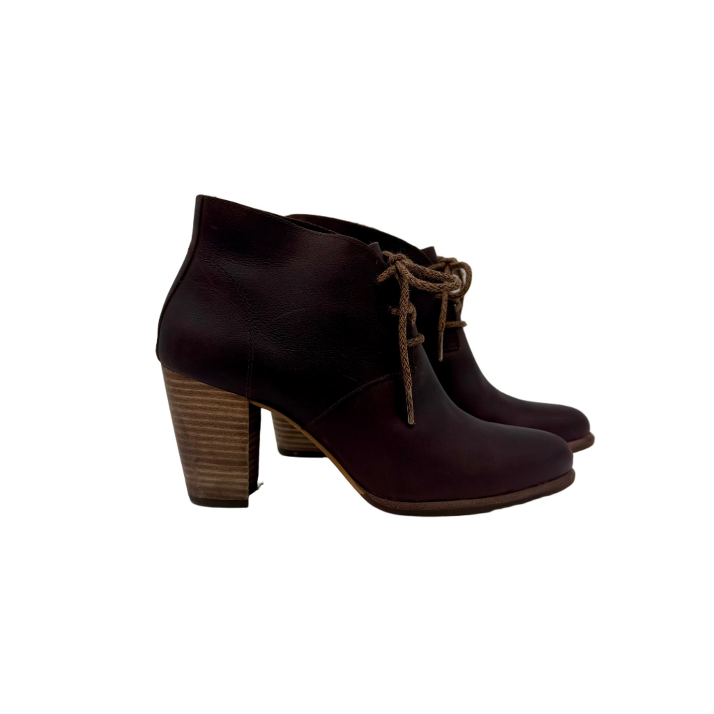 UGG Mackie Ankle Lace-Up Ankle Boots