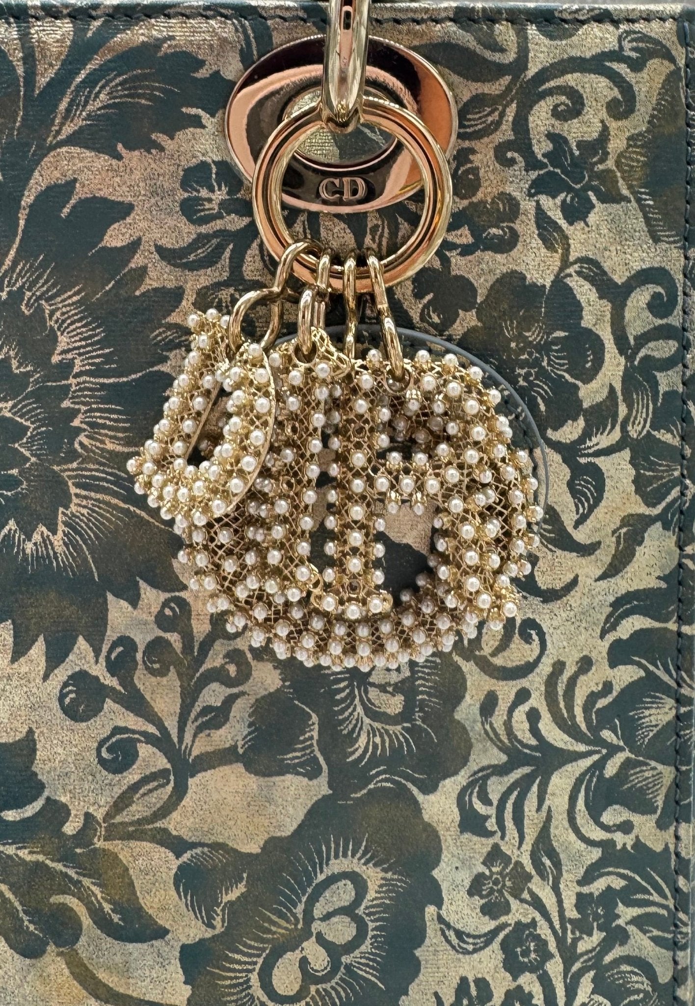 Christian Dior Handbag - Isshooz