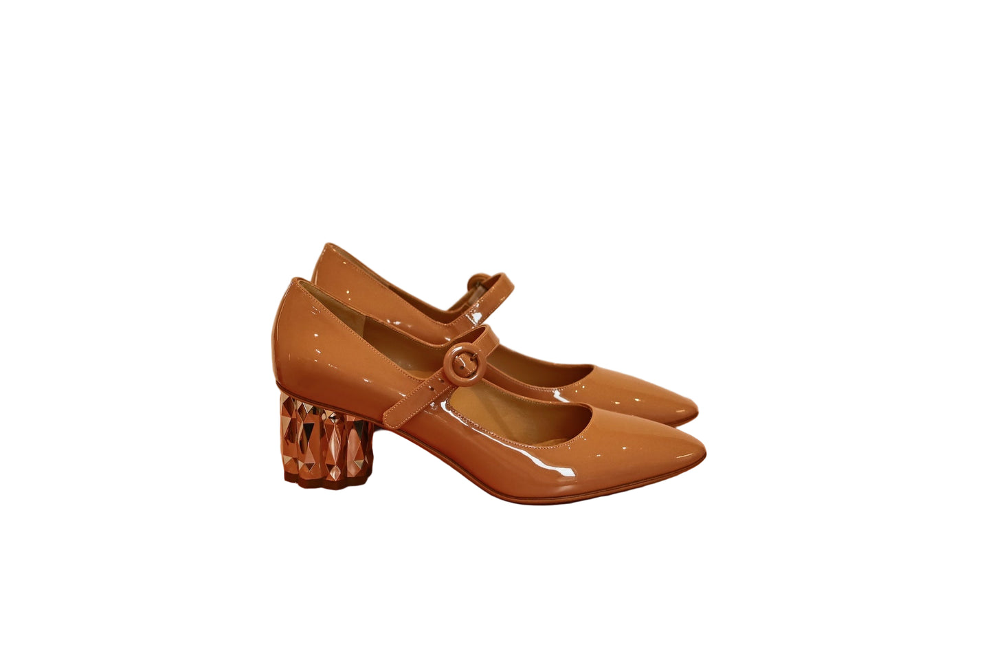 Salvatore Ferragamo Heels - Isshooz