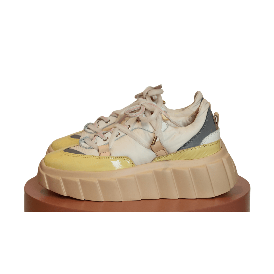 AGL Sneakers - Isshooz