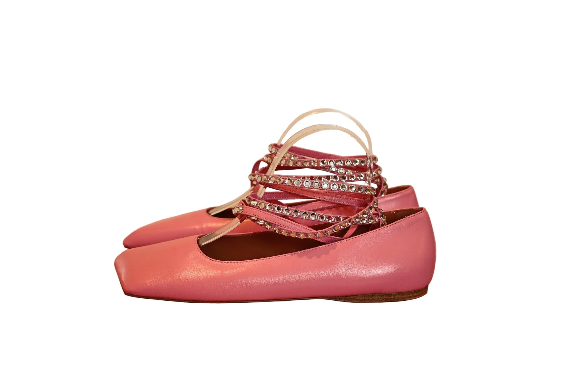 Amina Mauddi Ana Flat - Isshooz