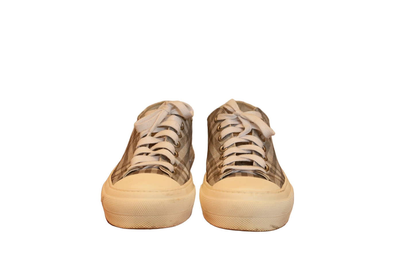 Burberry Sneakers - Isshooz