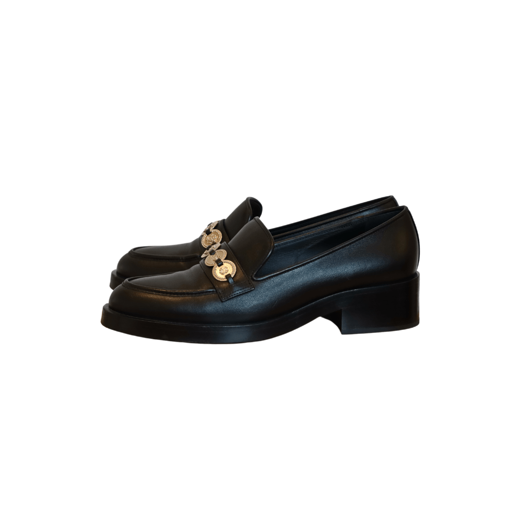 Chanel Loafers - Isshooz