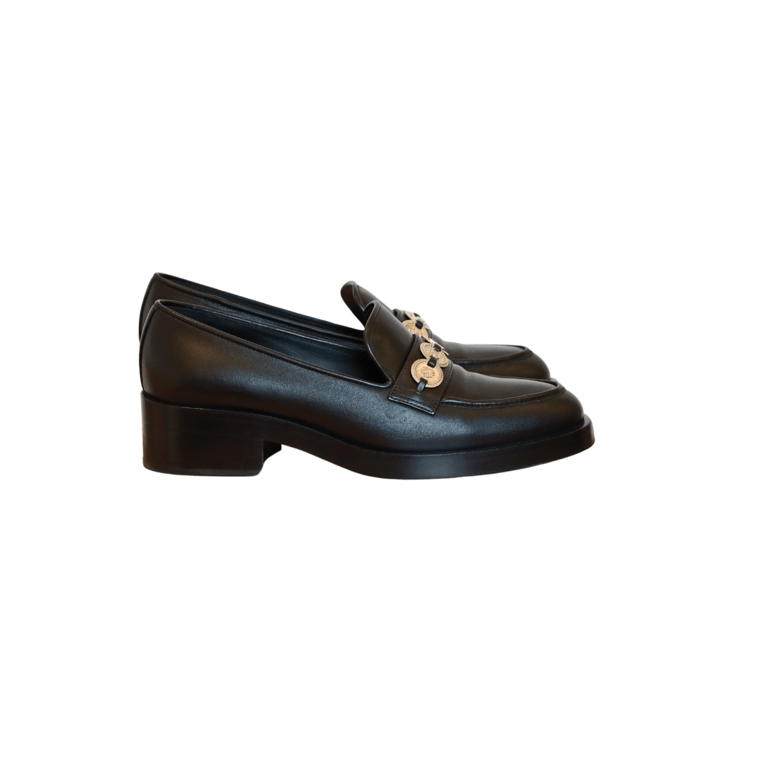 Chanel Loafers - Isshooz