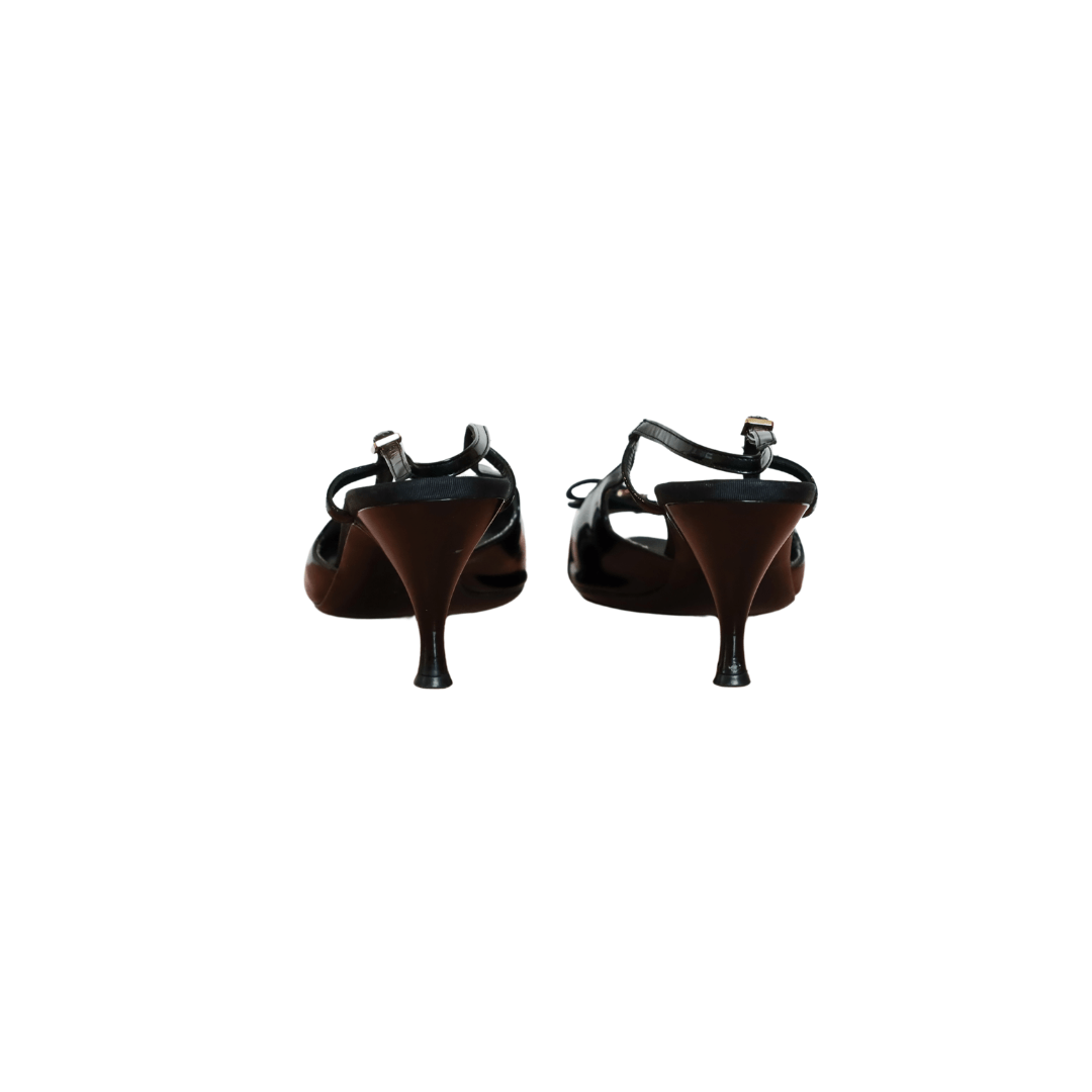 Ferragamo Kitten Heel - Isshooz