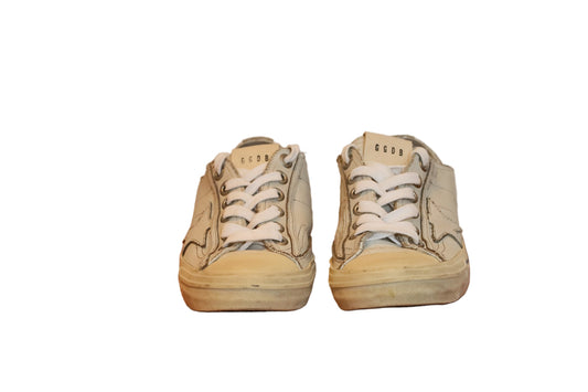 Golden Goose Sneakers - Isshooz