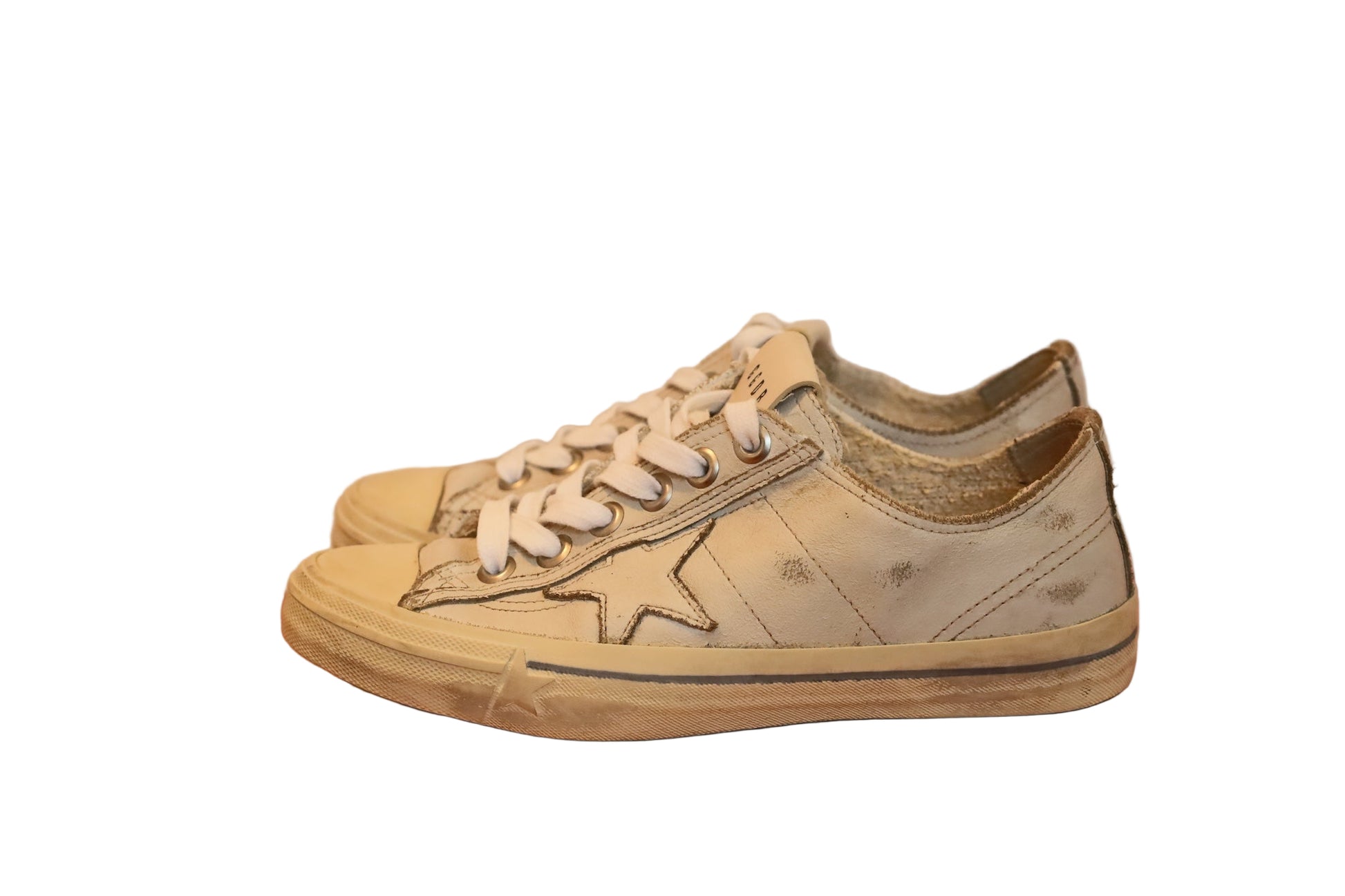 Golden Goose Sneakers - Isshooz