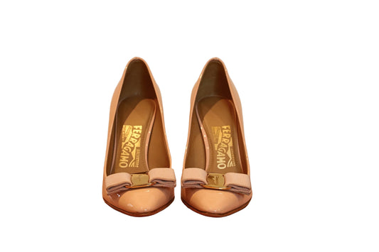 Salvatore Ferragamo Pumps - Isshooz