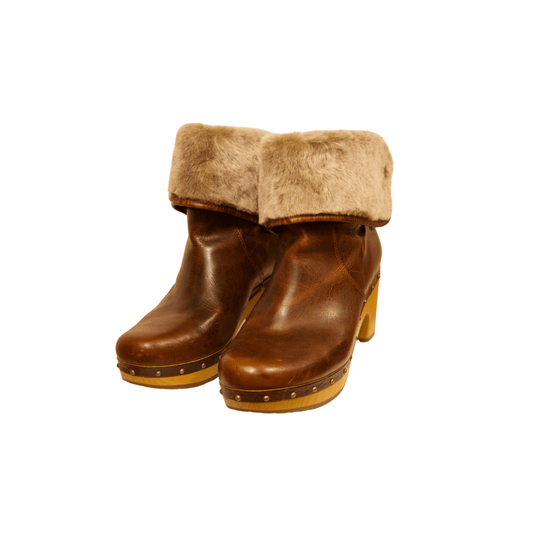 UGG Clog - Isshooz