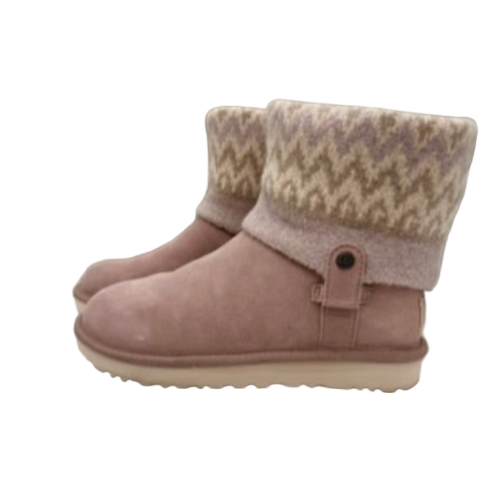 UGG Saela Suede Boot - Isshooz