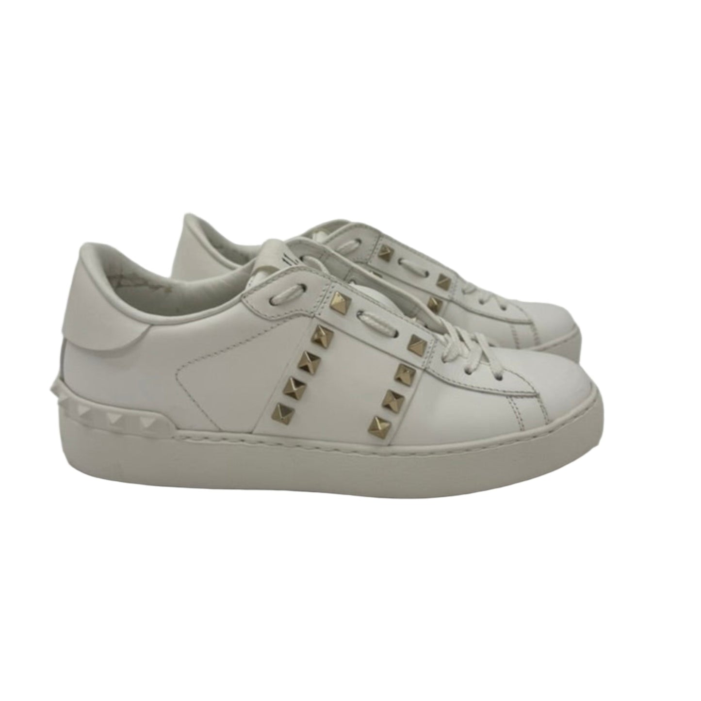 Valentino Rockstud Sneakers - Isshooz