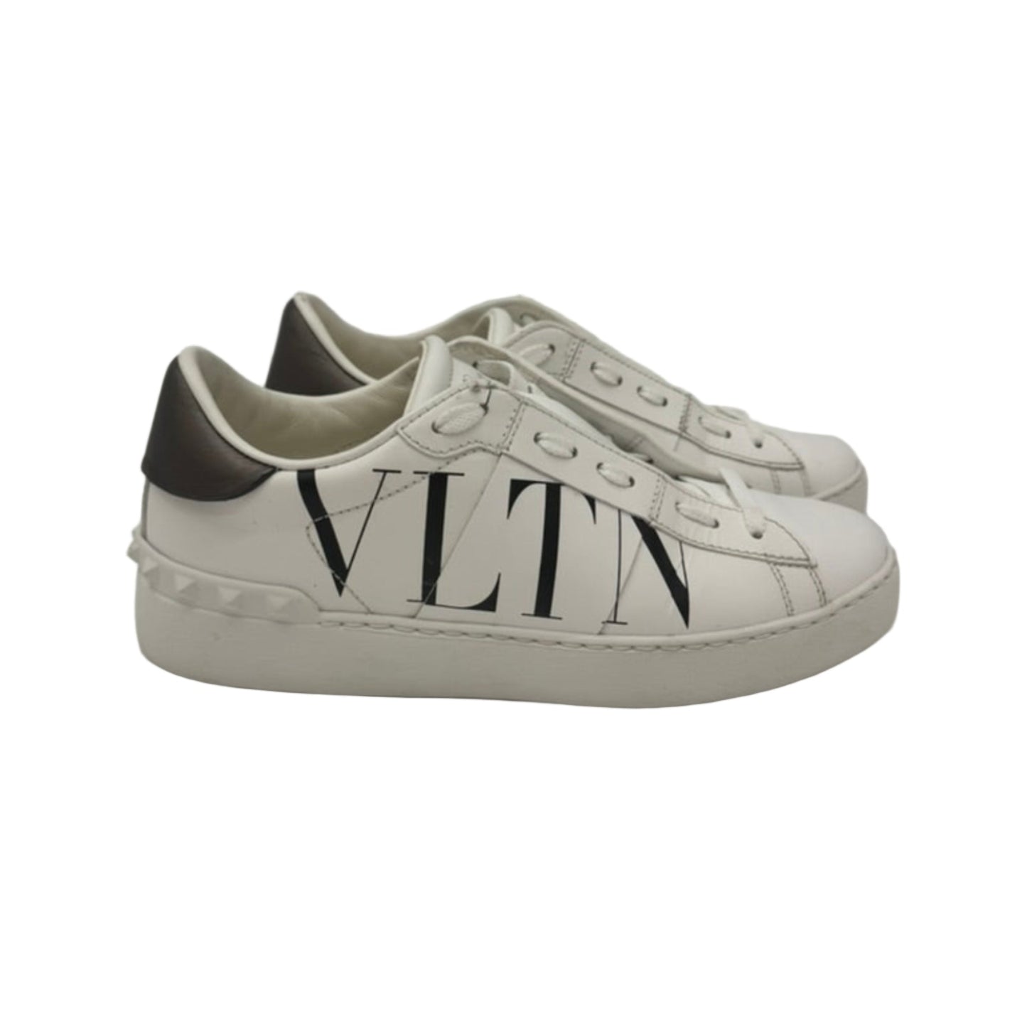 Valentino Sneakers - Isshooz