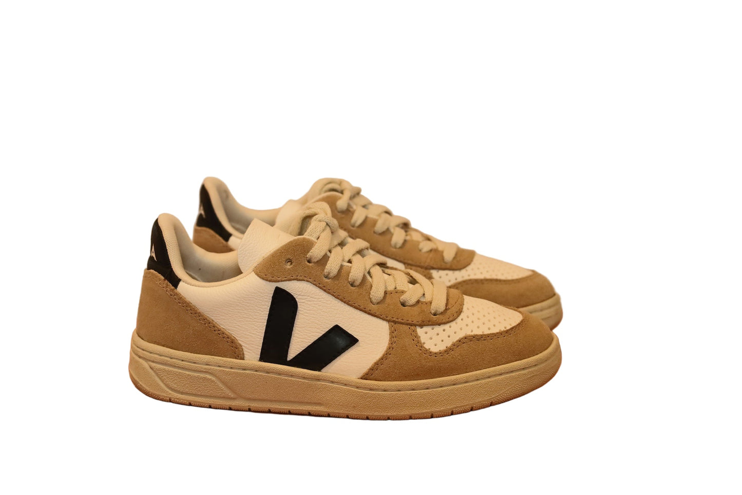Veja Sneakers - Isshooz